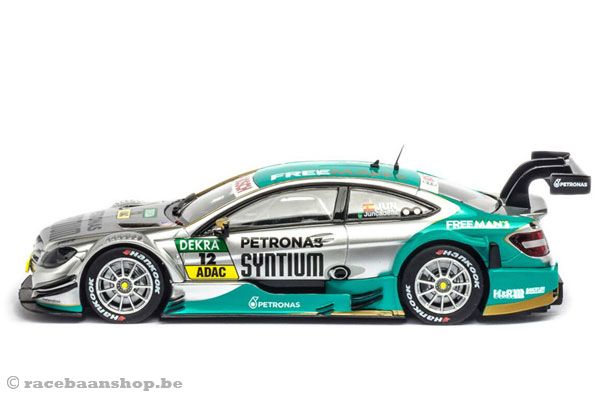 Geschikt voor kinderen vanaf 8 jaar.