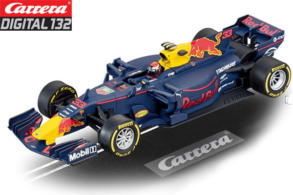 De Red Bull Racing RB 13 M.Verstappen.